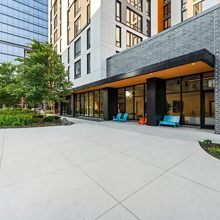 Family-Sized 4Br Luxury In Downtown Chicago
