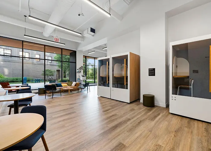 Family-sized 4br Luxury In Downtown Chicago