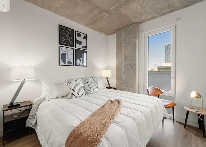 Hotel Family-sized 4br Luxury In Downtown Chicago