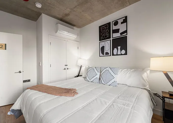 Family-sized 4br Luxury In Downtown Hotel
