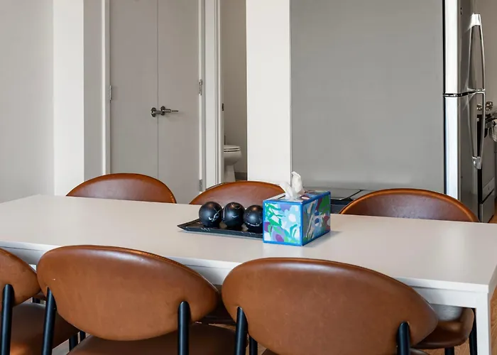 Hotel Family-sized 4br Luxury In Downtown Chicago